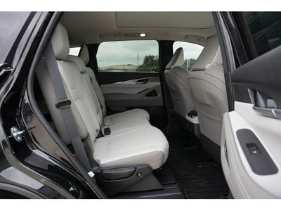 2027 INFINITI QX60 LUXE
