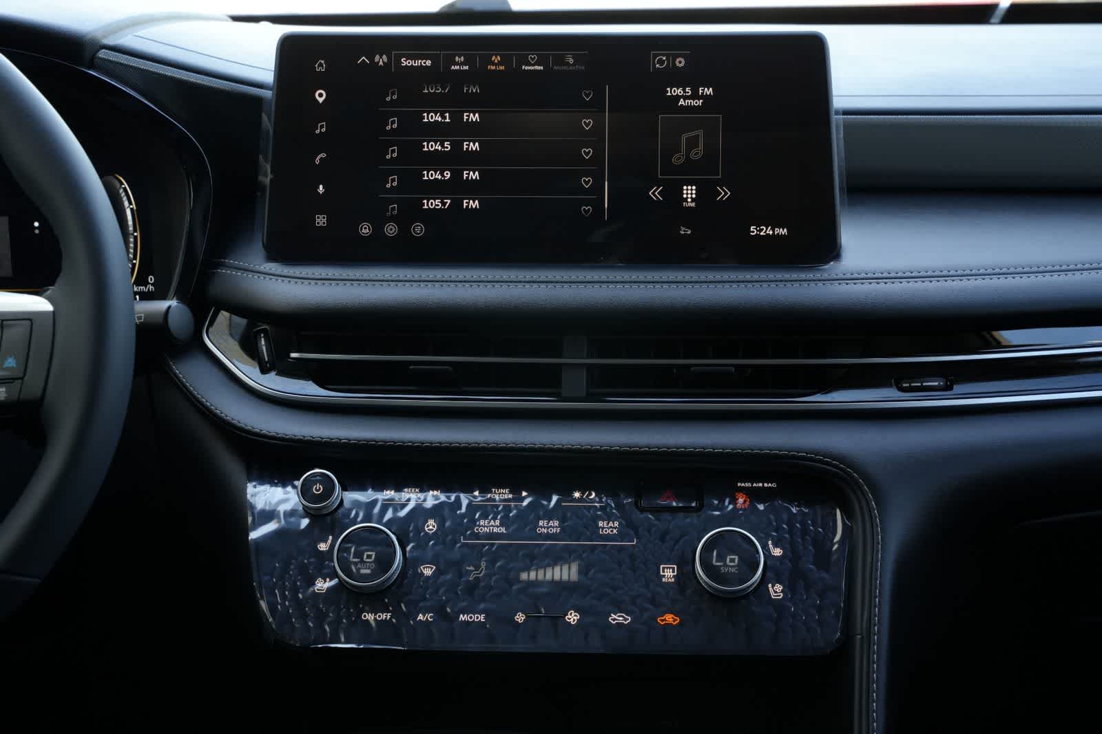 2027 INFINITI QX60 LUXE