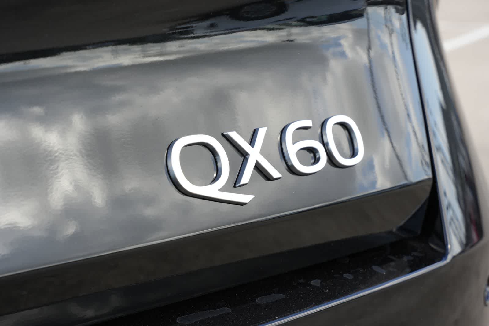 2027 INFINITI QX60 LUXE