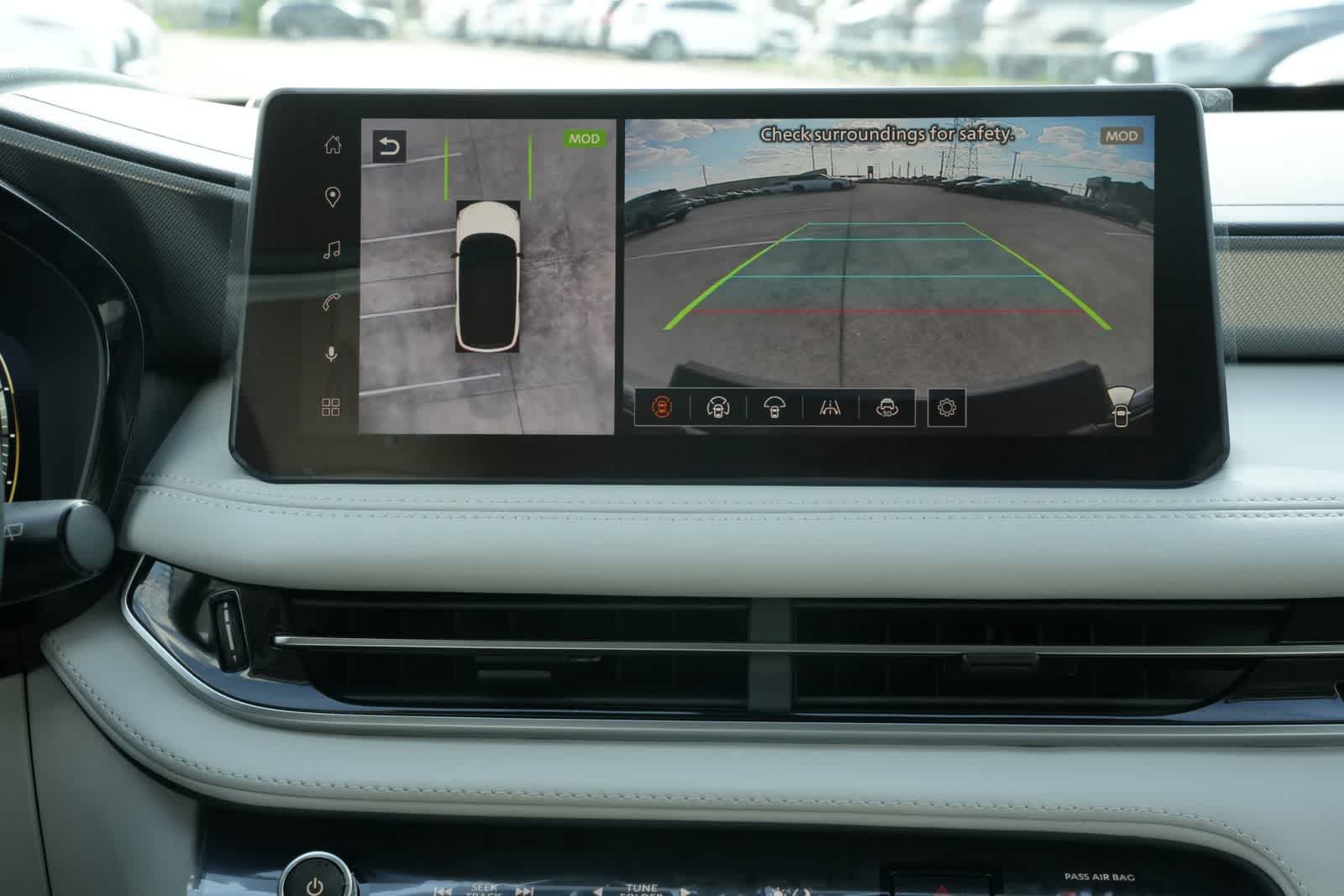 2027 INFINITI QX60 LUXE