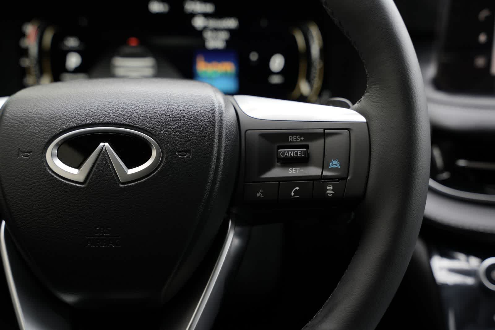 2027 INFINITI QX60 LUXE