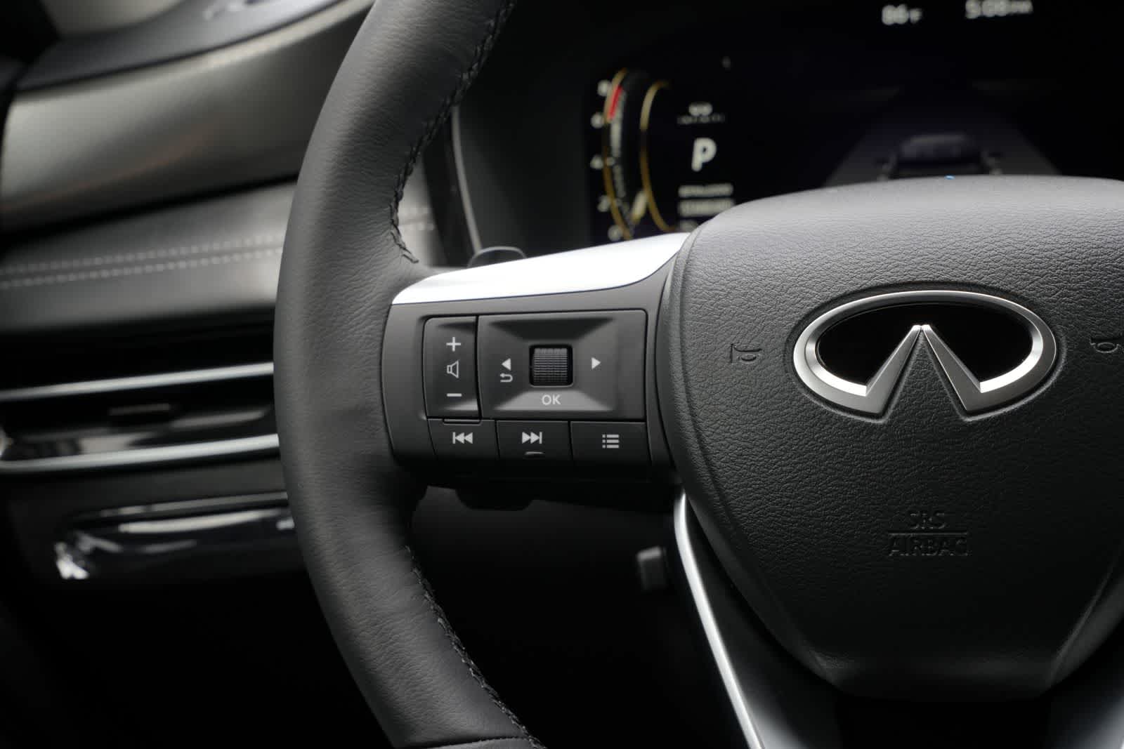 2027 INFINITI QX60 LUXE