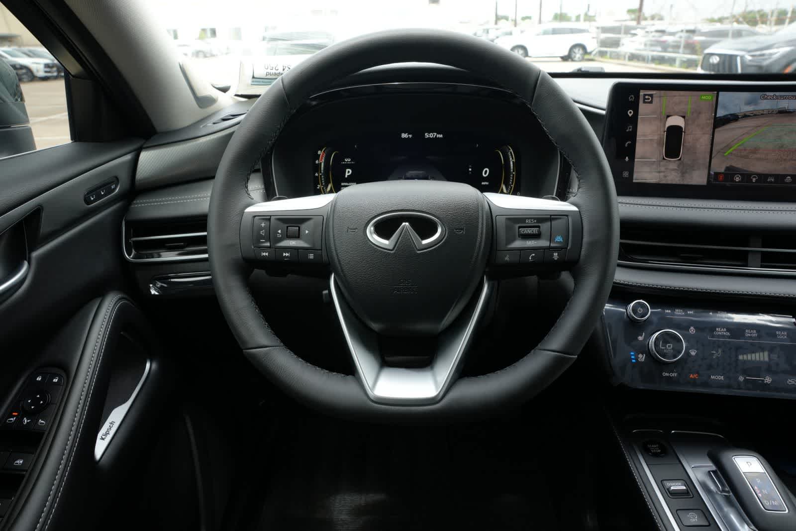 2027 INFINITI QX60 LUXE