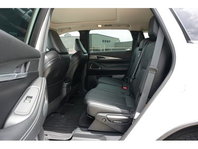 2027 INFINITI QX60 LUXE
