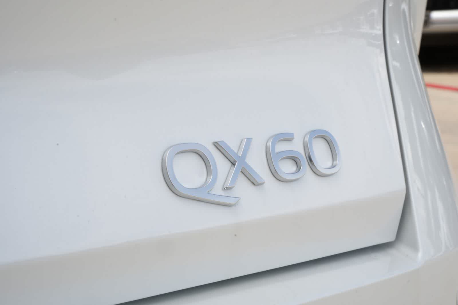 2027 INFINITI QX60 LUXE