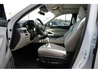 2027 INFINITI QX60 LUXE