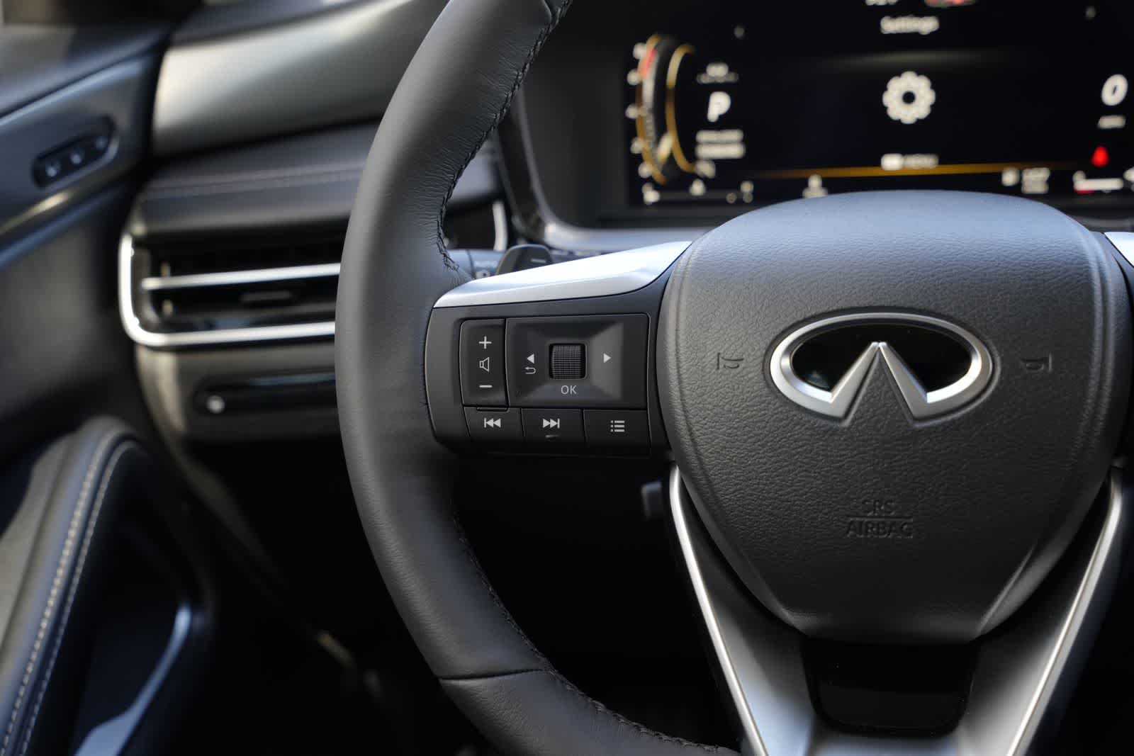 2027 INFINITI QX60 LUXE