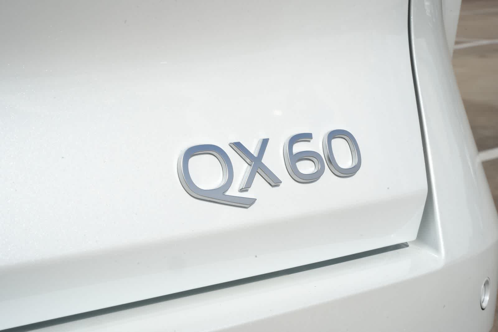 2027 INFINITI QX60 LUXE