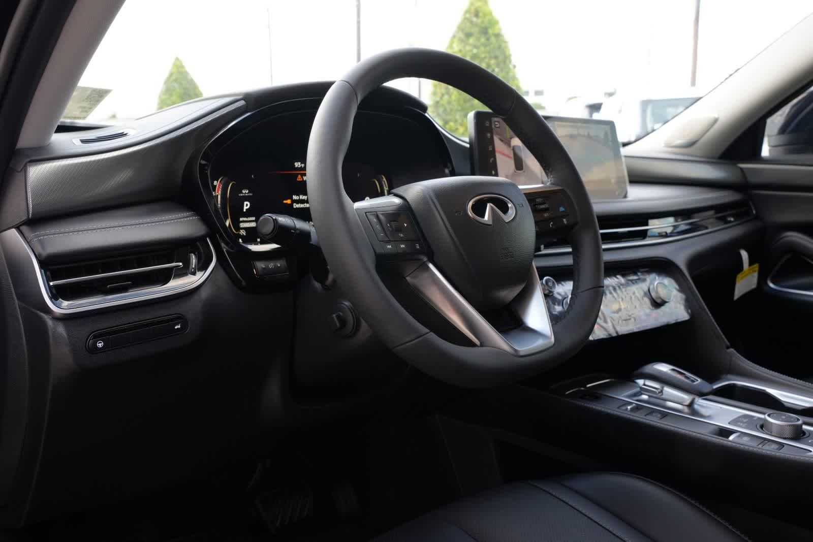 2027 INFINITI QX60 LUXE