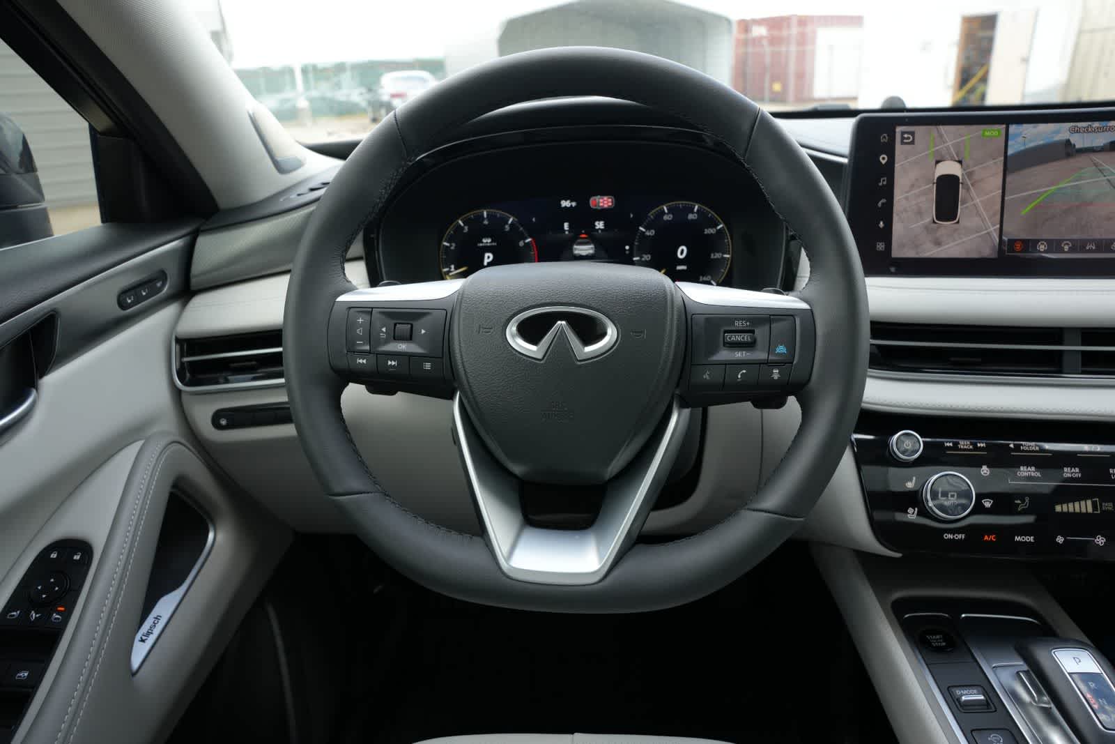 2027 INFINITI QX60 LUXE