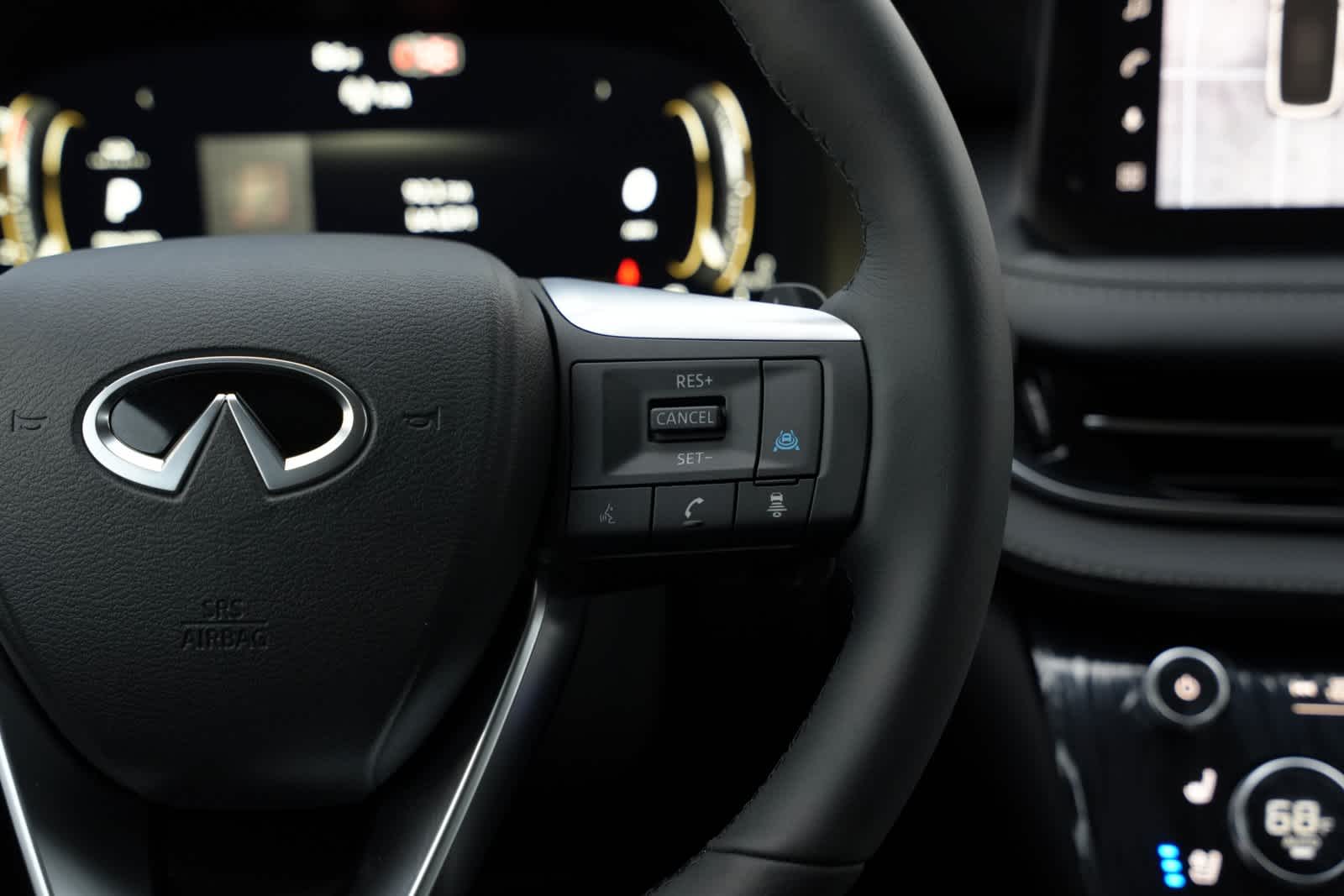 2027 INFINITI QX60 LUXE