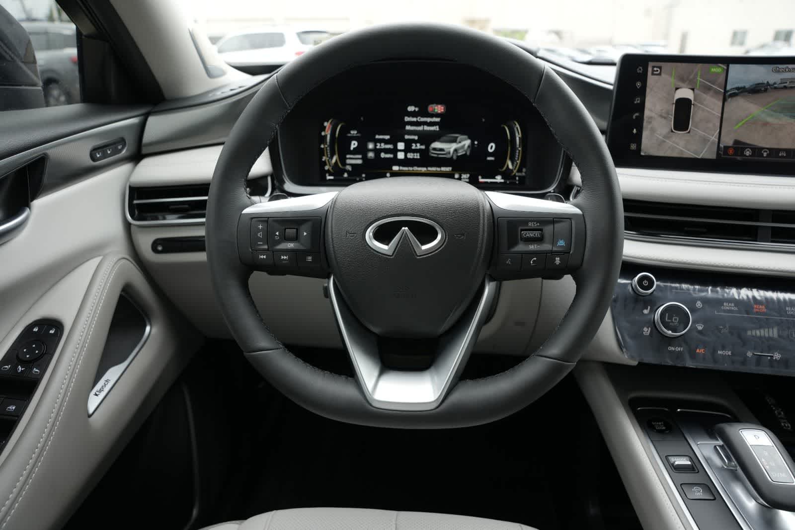 2027 INFINITI QX60 LUXE