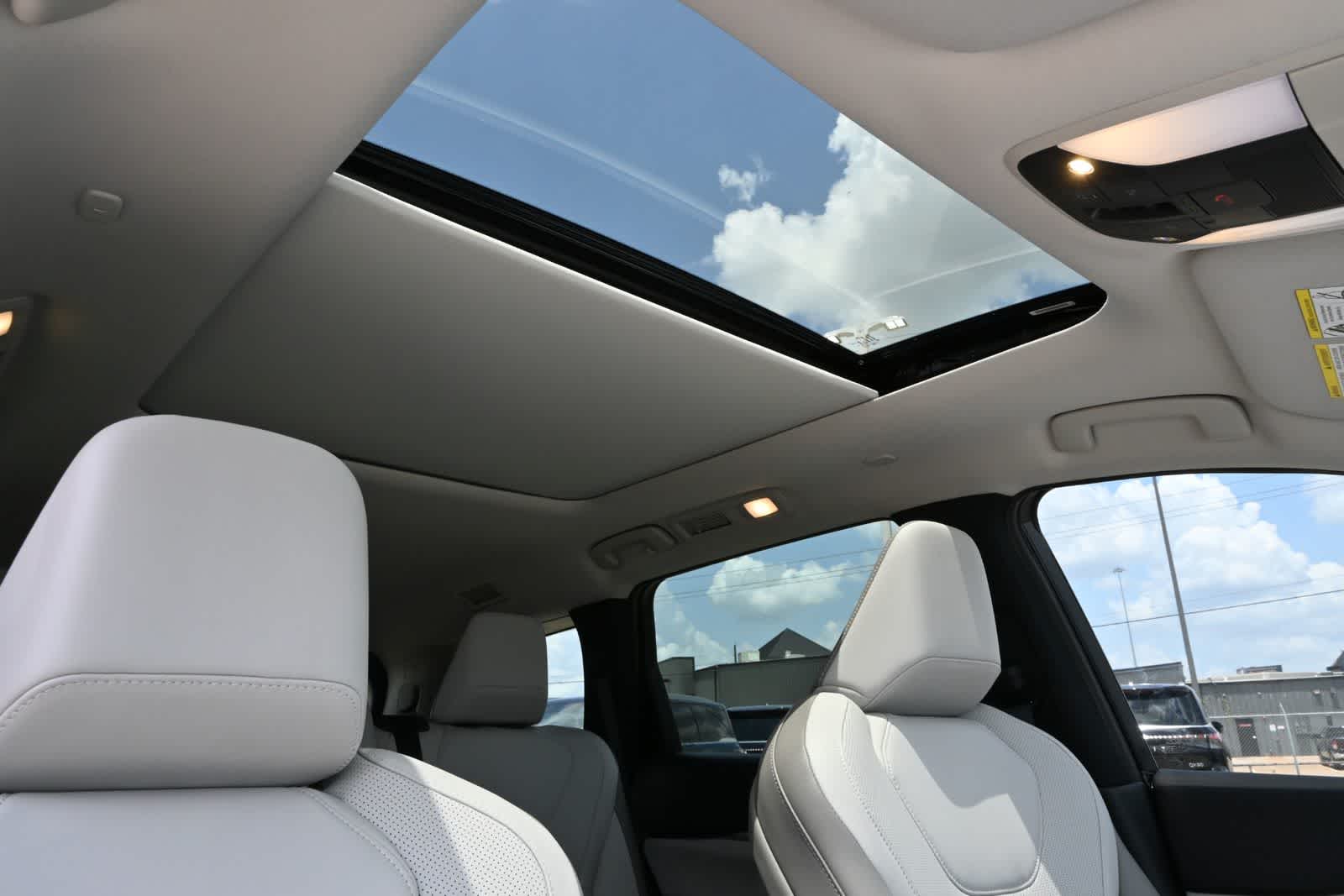 2027 INFINITI QX60 LUXE