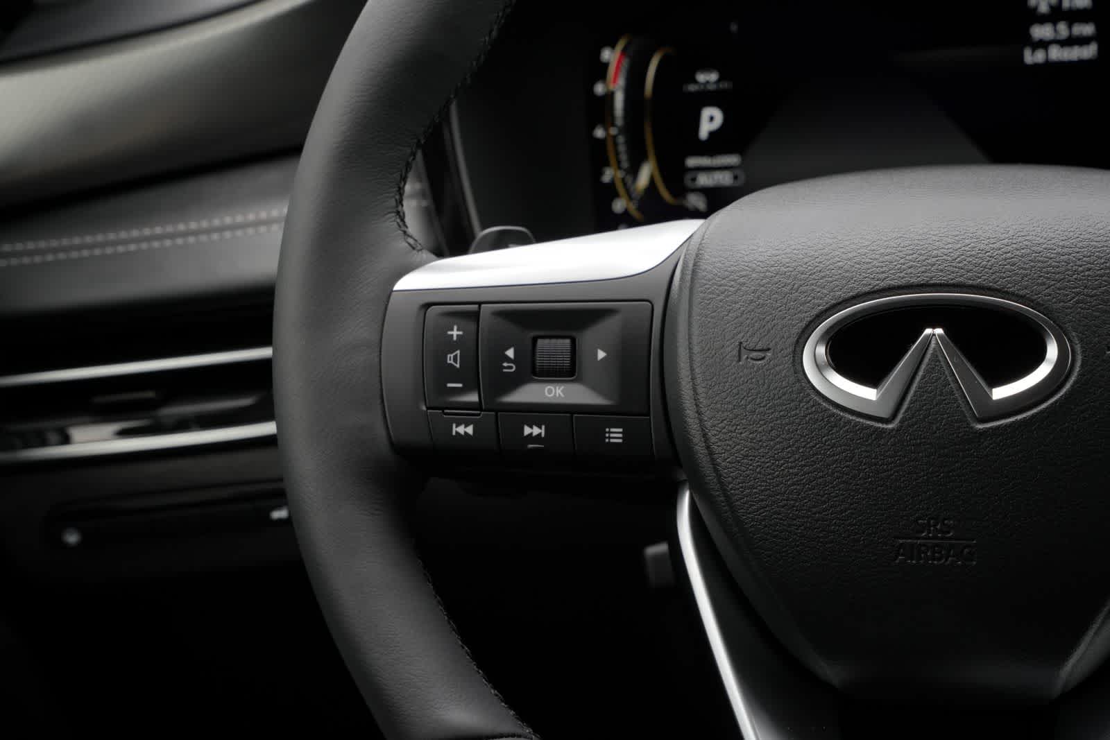 2027 INFINITI QX60 LUXE