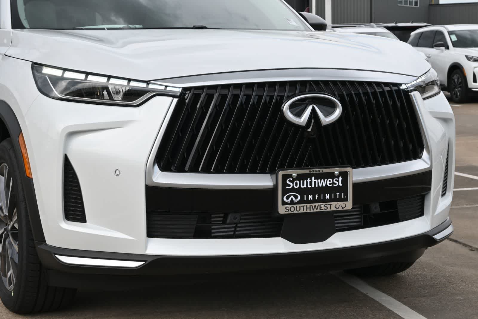 2027 INFINITI QX60 LUXE