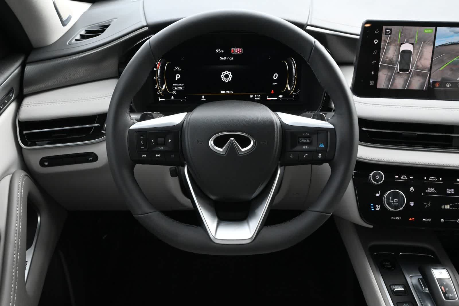 2027 INFINITI QX60 LUXE