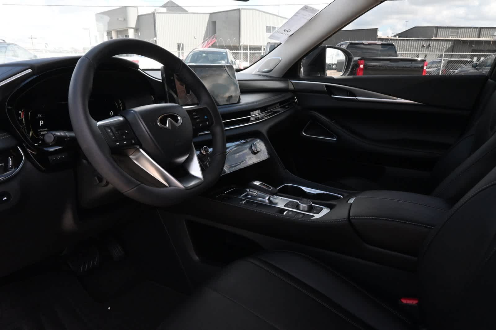 2027 INFINITI QX60 LUXE