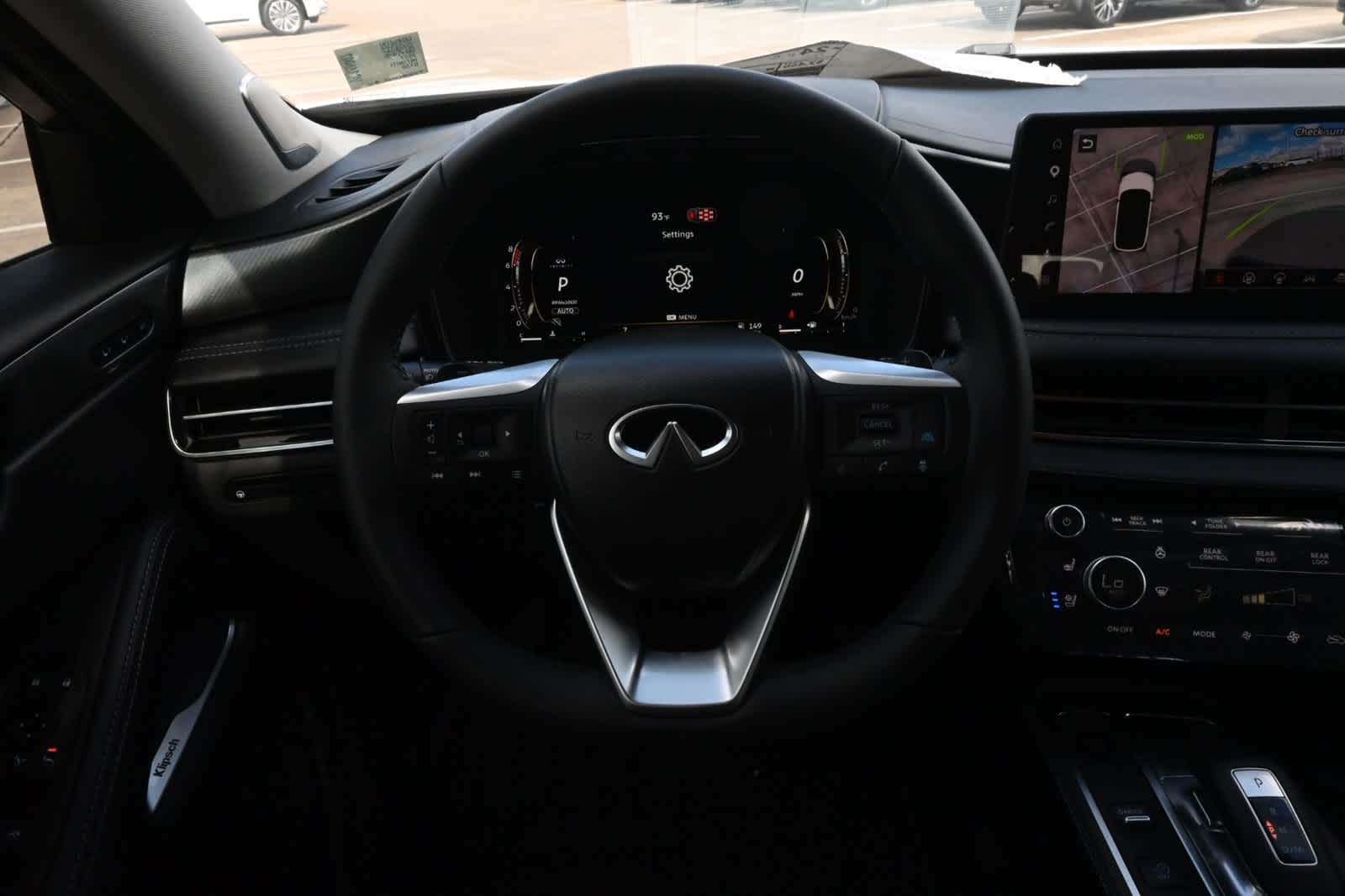2027 INFINITI QX60 LUXE