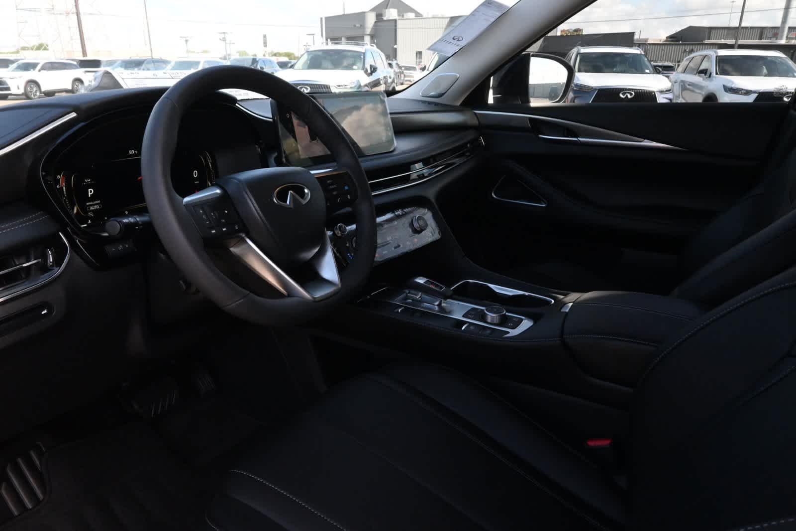 2027 INFINITI QX60 LUXE