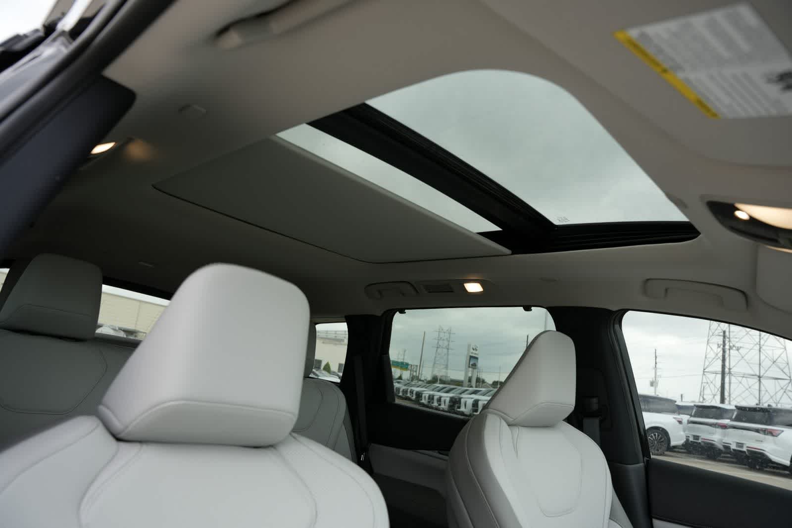 2026 INFINITI QX60 LUXE