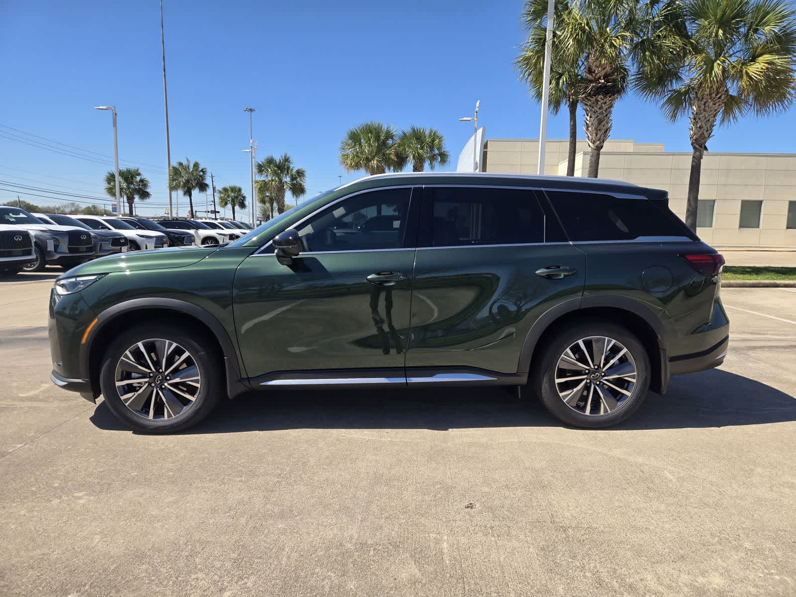 2026 INFINITI QX60 LUXE