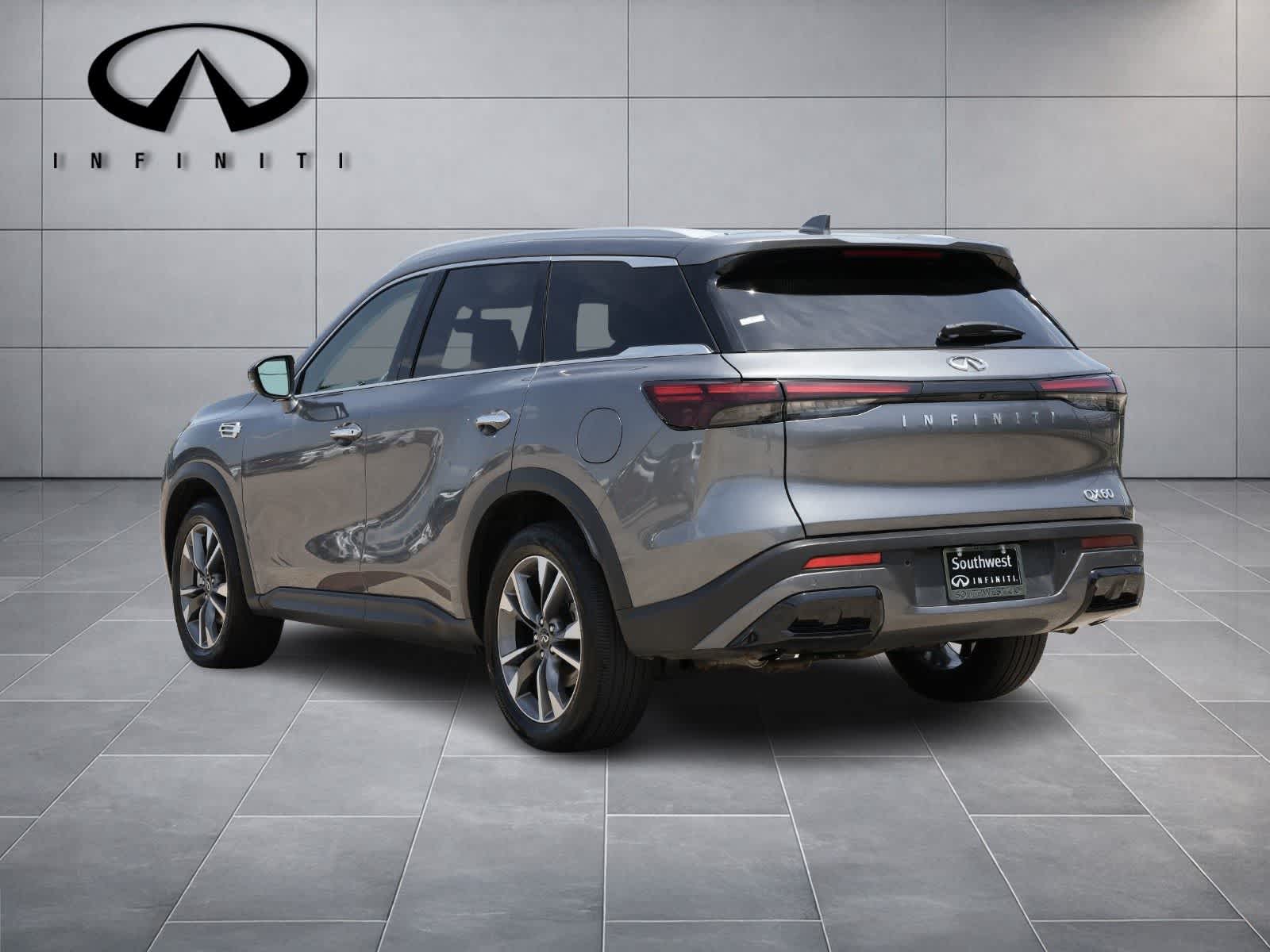 2025 INFINITI QX60 LUXE