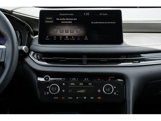 2025 INFINITI QX60 LUXE
