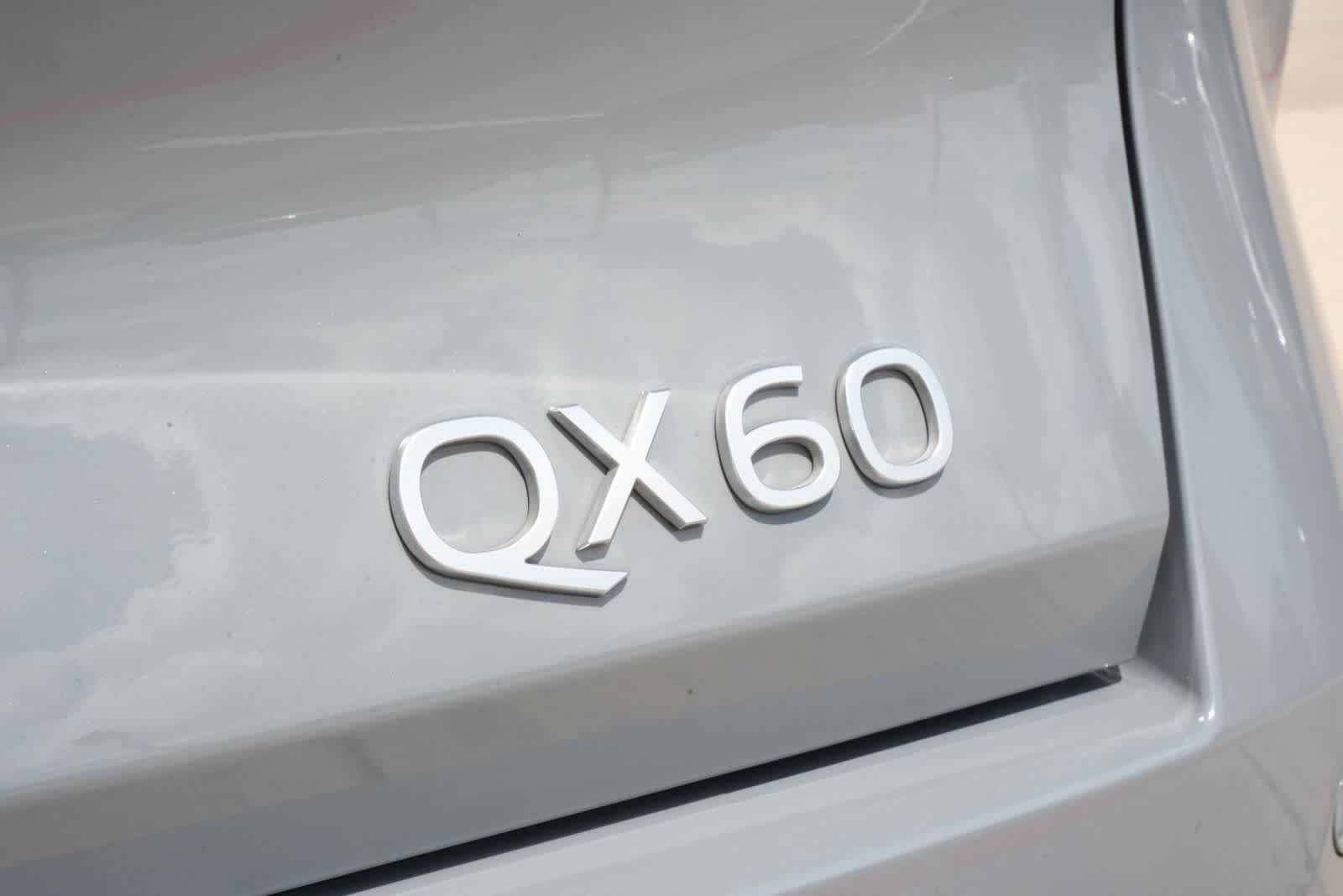 2026 INFINITI QX60 LUXE