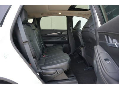 2025 INFINITI QX60 LUXE
