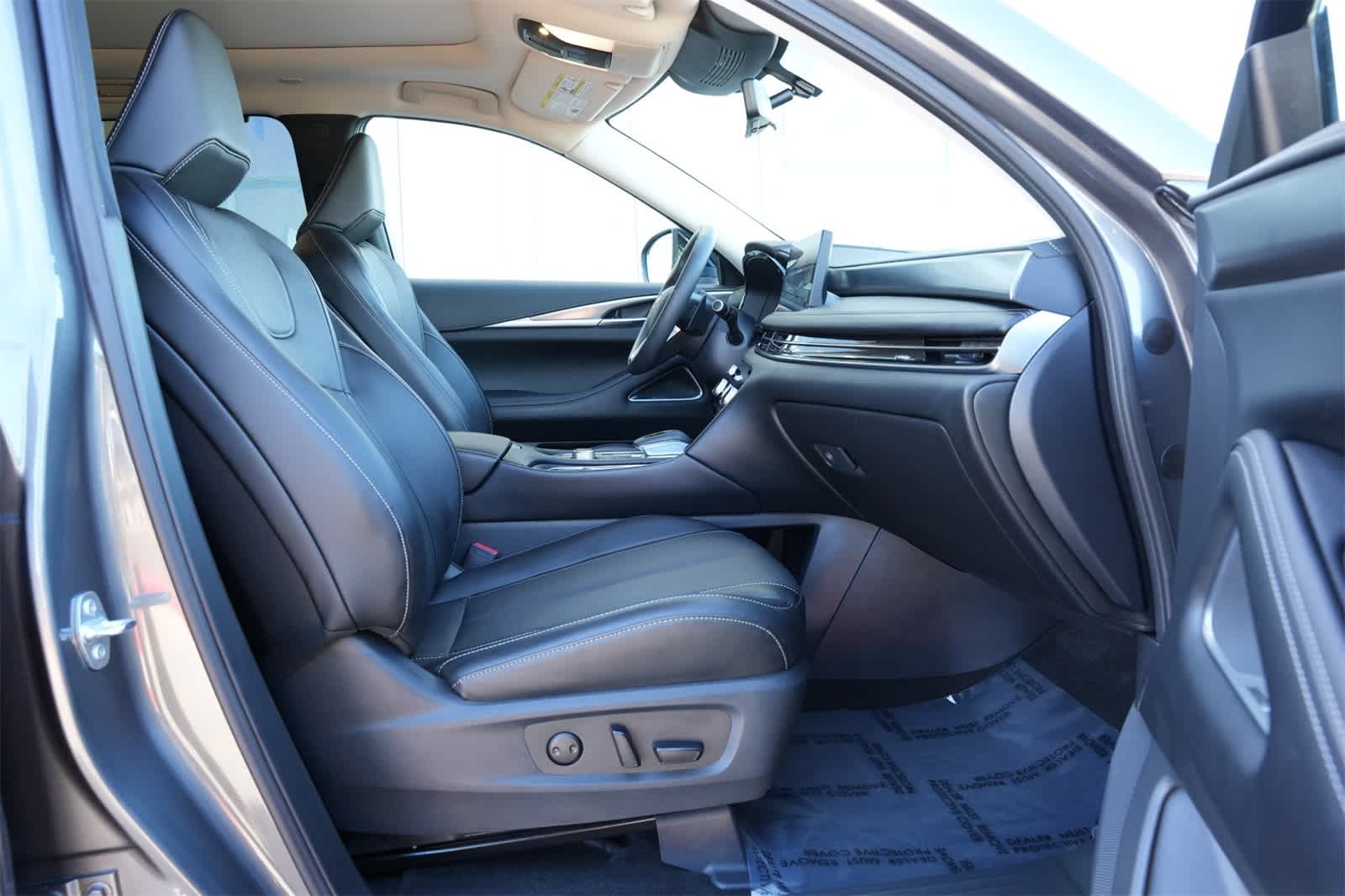 2025 INFINITI QX60 Luxe FWD