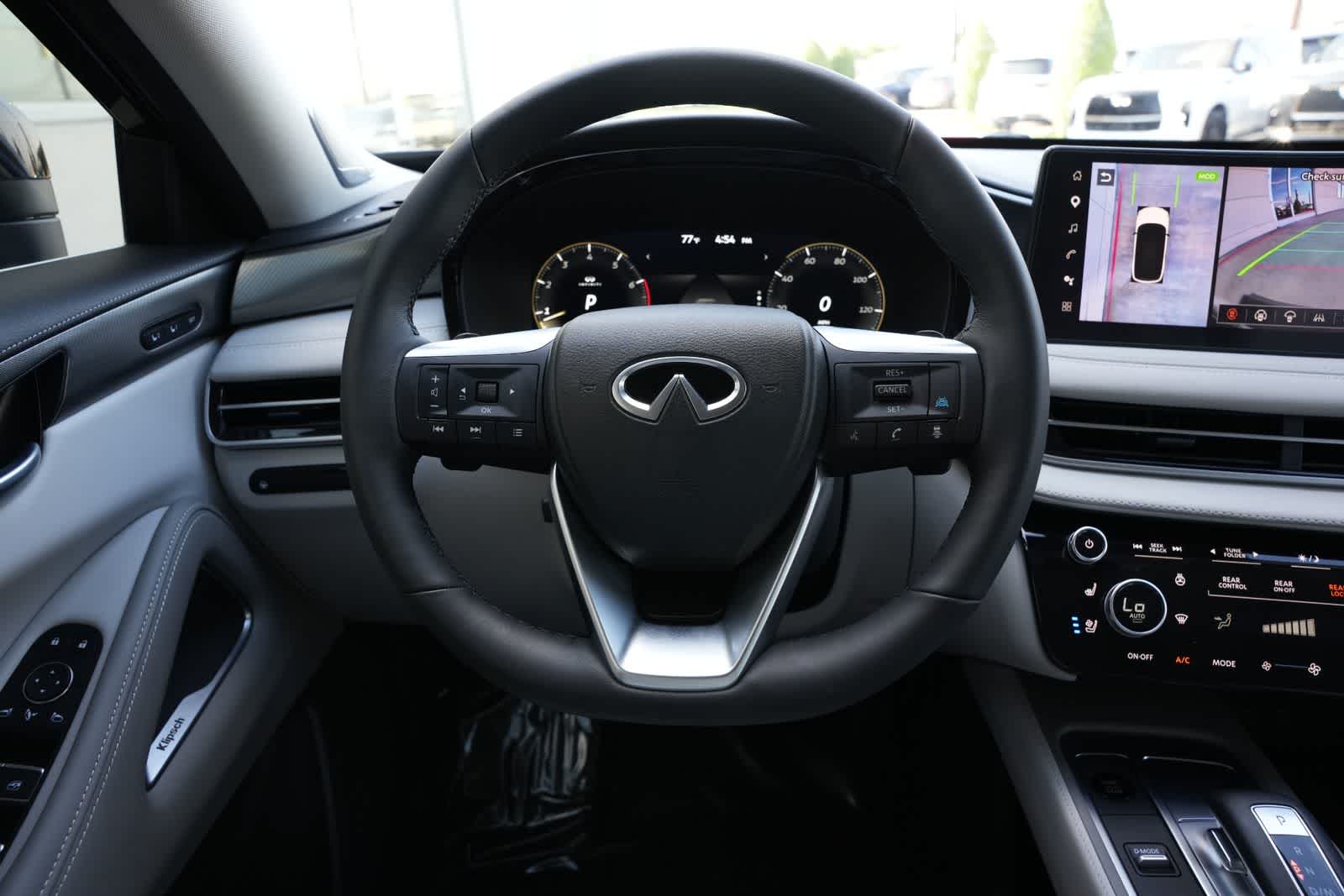2026 INFINITI QX60 LUXE