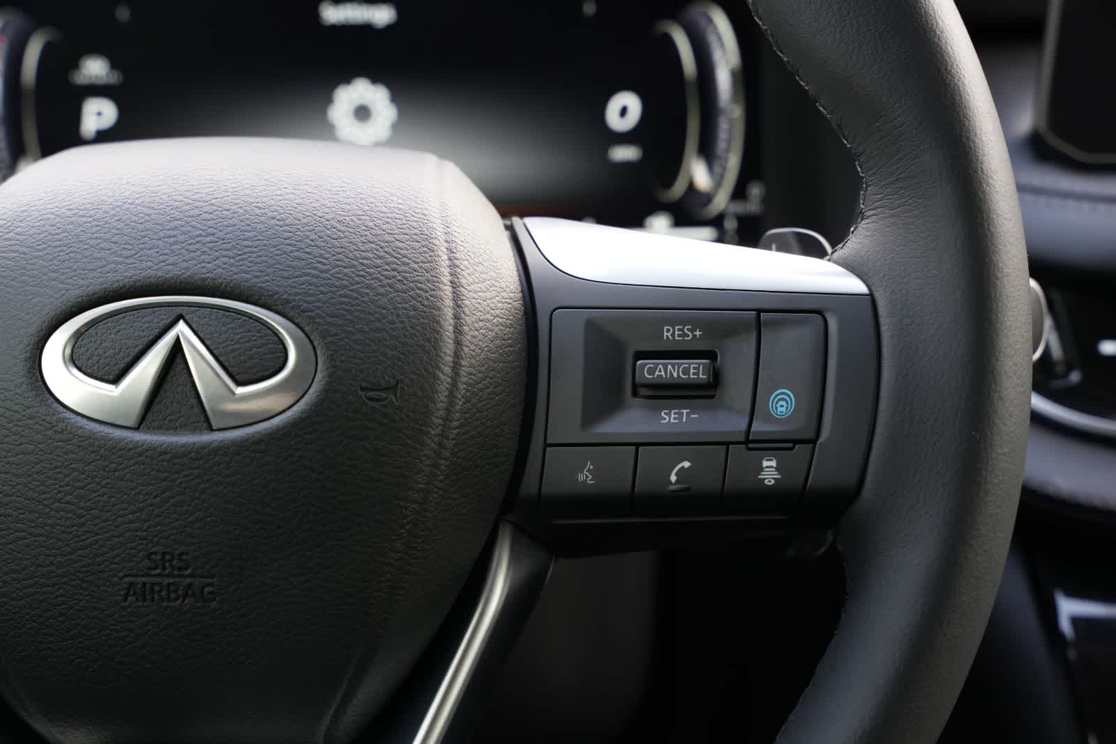 2025 INFINITI QX60 LUXE