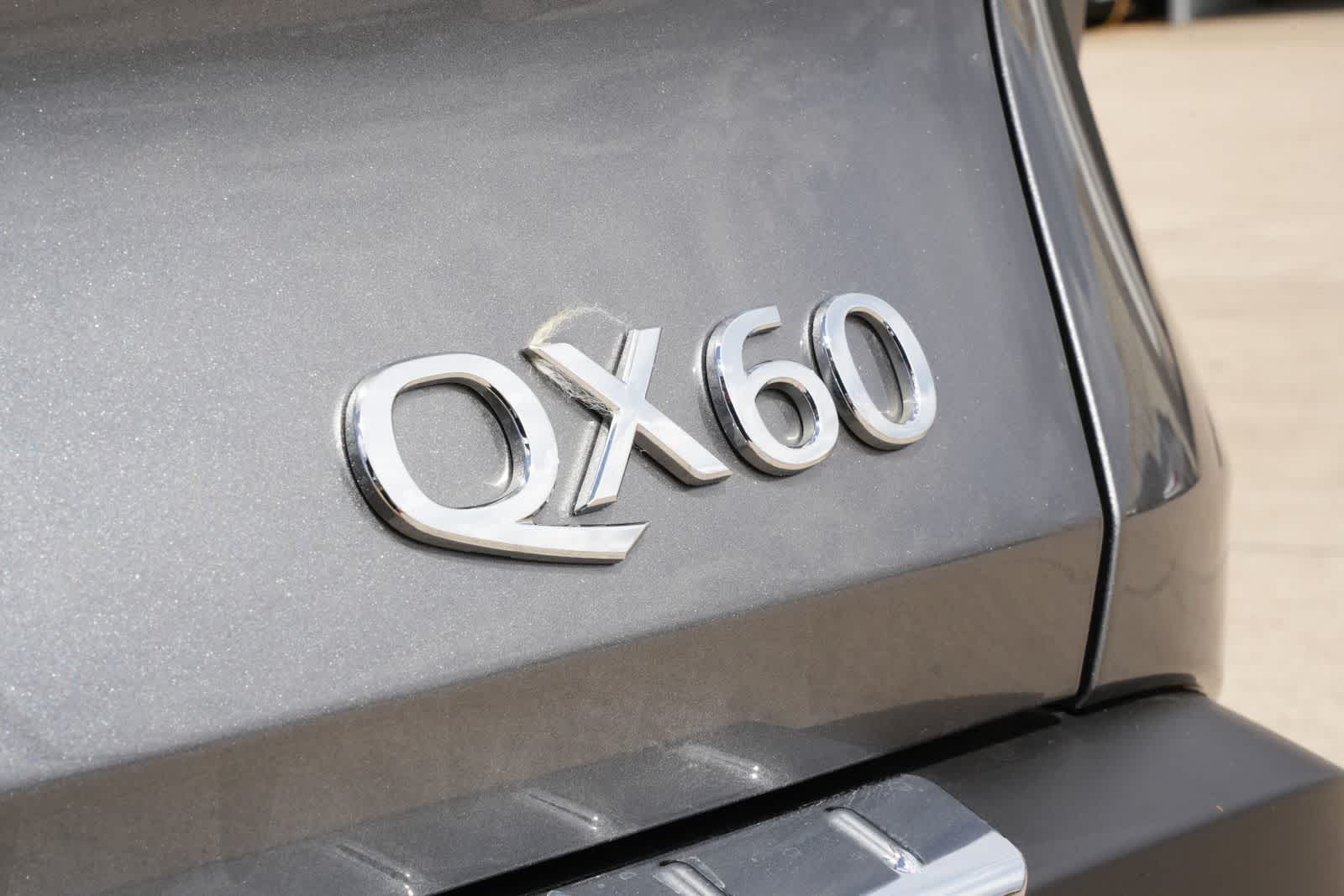 2025 INFINITI QX60 LUXE