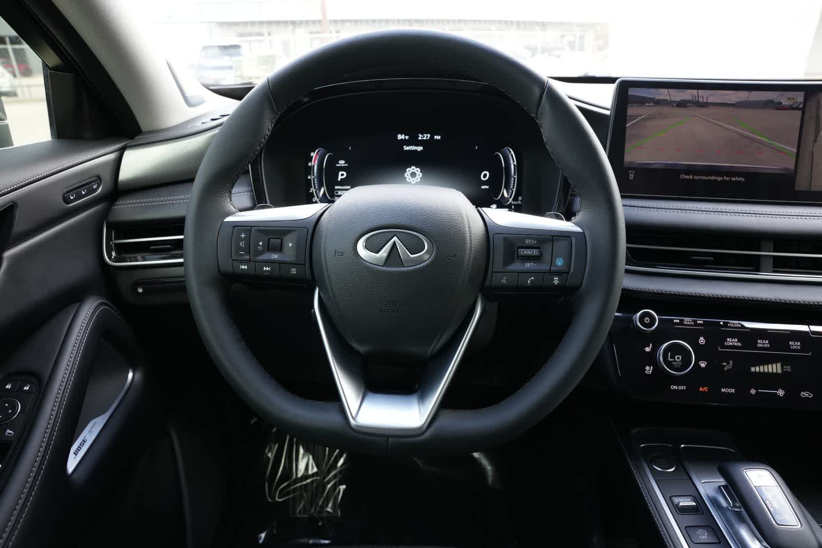 2025 INFINITI QX60 LUXE