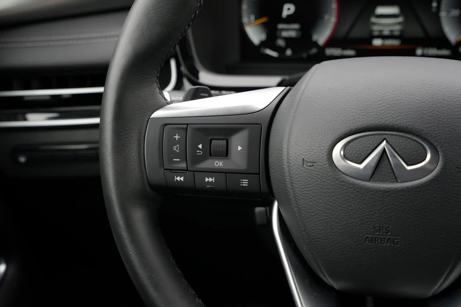 2025 INFINITI QX60 LUXE