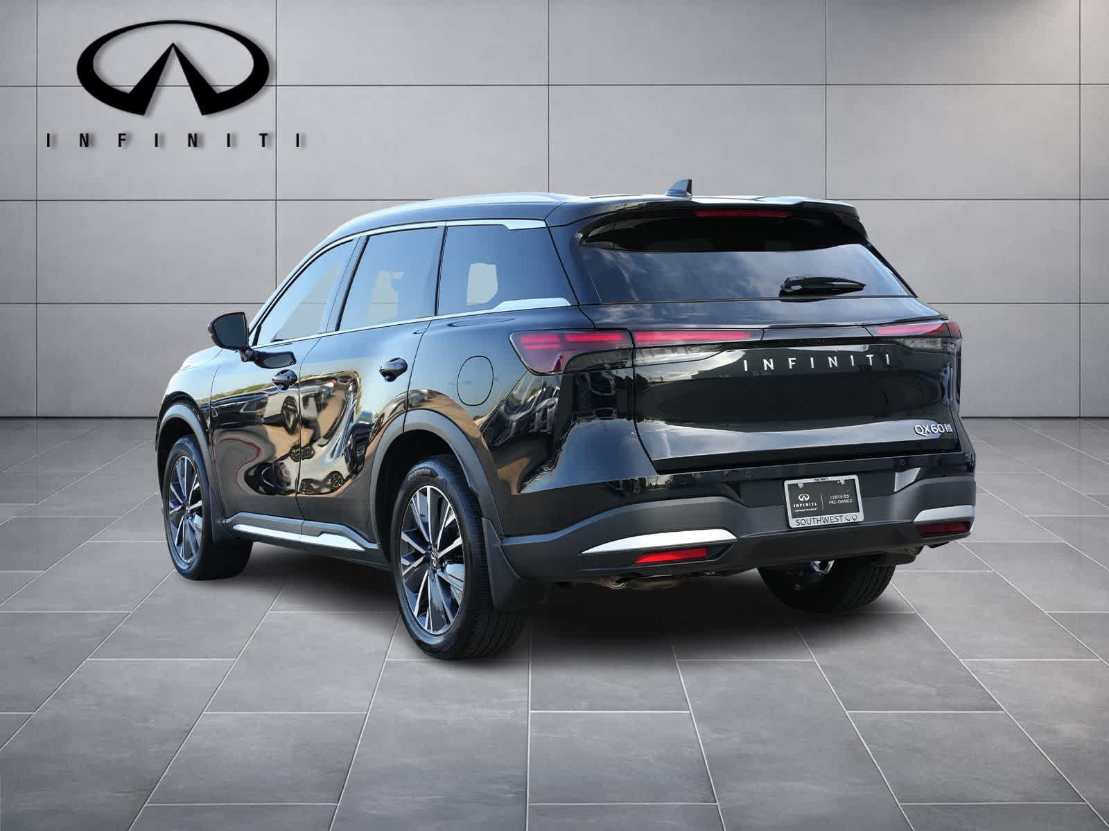 2026 INFINITI QX60 LUXE
