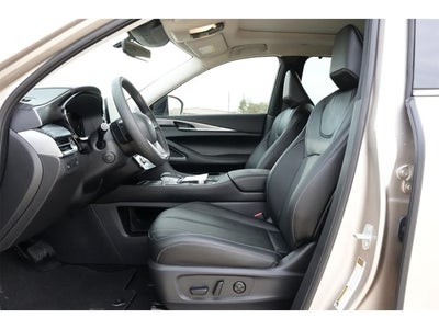 2025 INFINITI QX60 LUXE