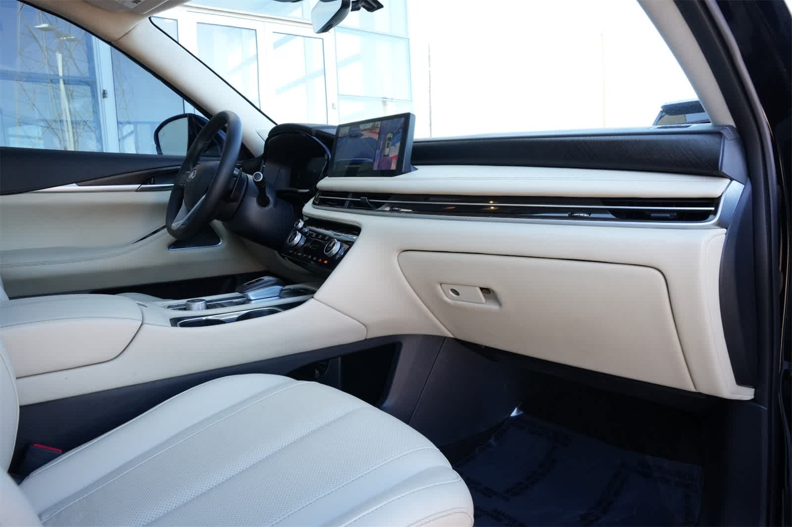 2025 INFINITI QX60 Sensory AWD