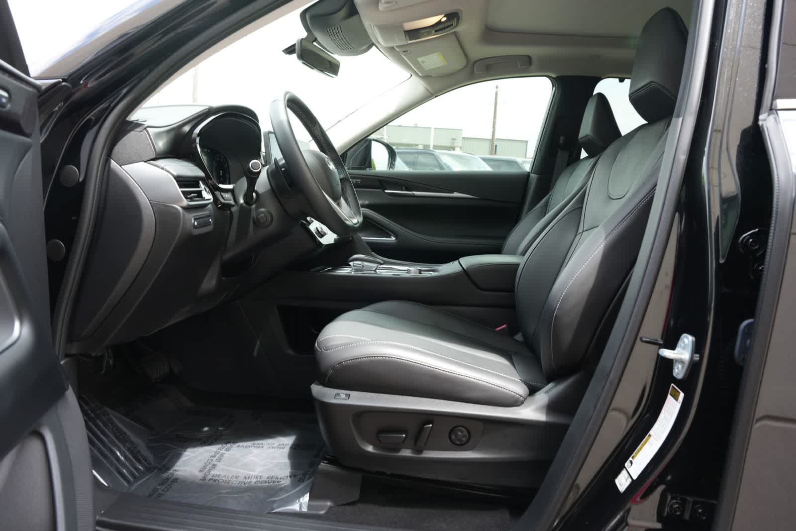 2025 INFINITI QX60 SENSORY