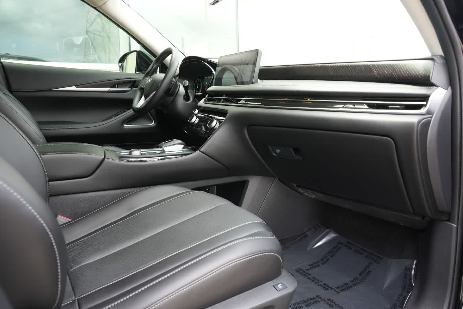 2025 INFINITI QX60 SENSORY