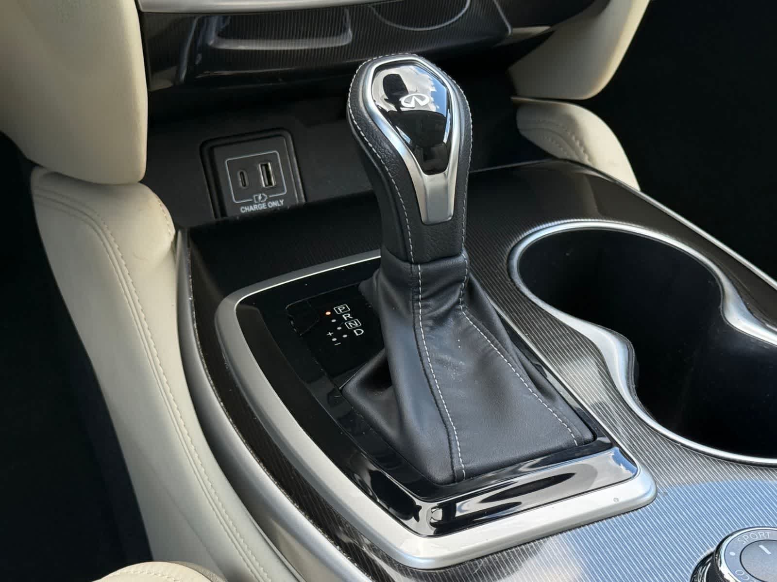 2019 INFINITI QX60 LUXE