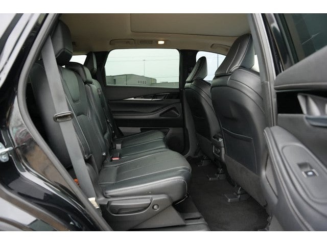 2023 INFINITI QX60 PURE