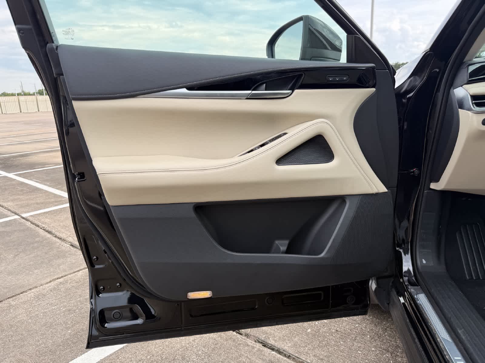 2024 INFINITI QX60 PURE