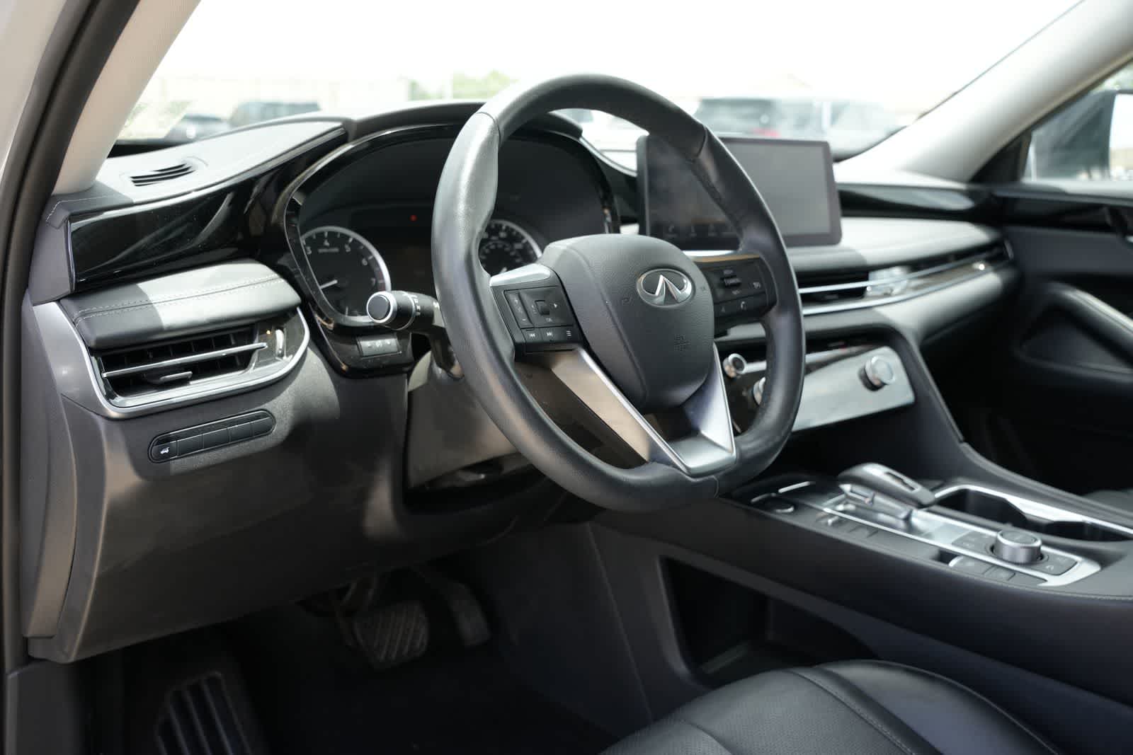 2023 INFINITI QX60 PURE