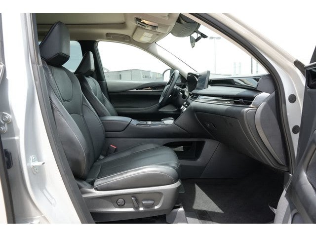 2023 INFINITI QX60 PURE