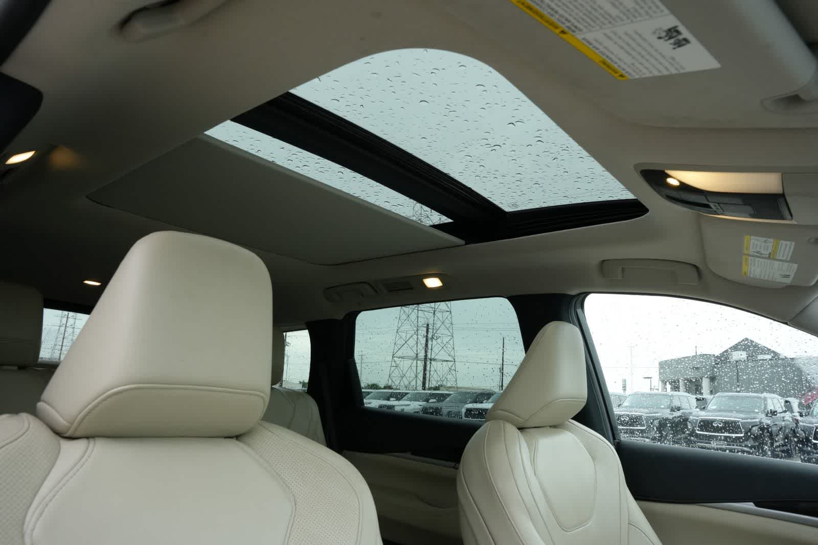 2023 INFINITI QX60 PURE