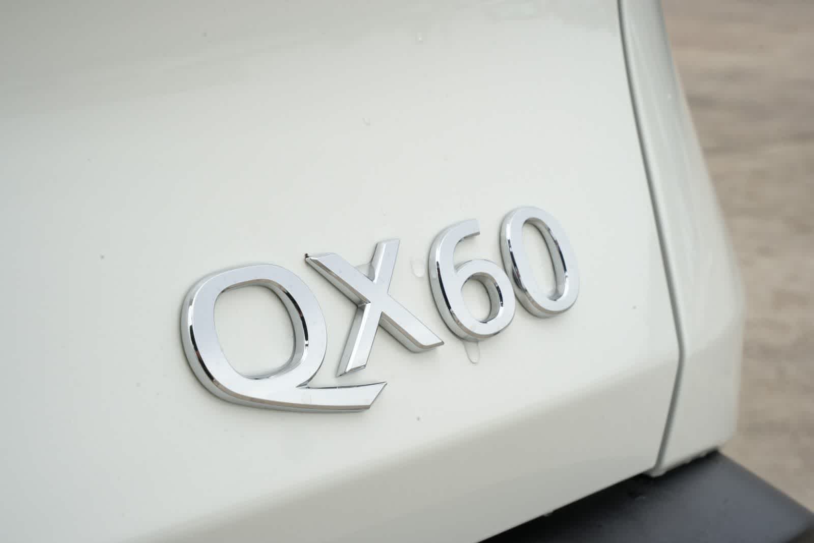 2023 INFINITI QX60 PURE