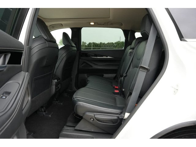 2023 INFINITI QX60 PURE