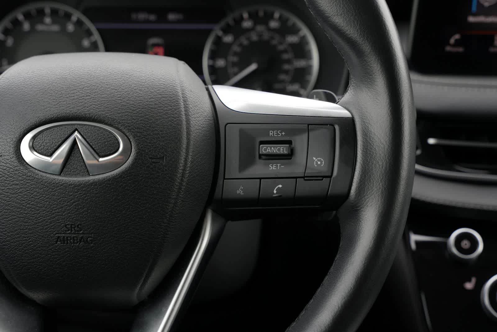 2023 INFINITI QX60 PURE