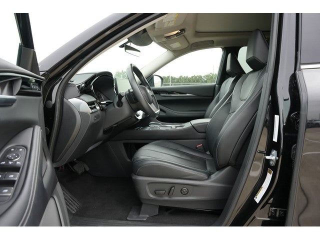2023 INFINITI QX60 PURE